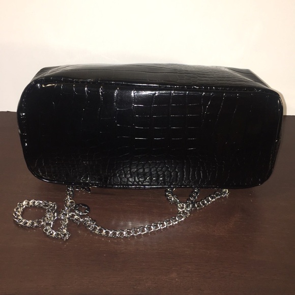 ❗️Sale❗️BCBGeneration “Croc Skin” Shoulder bag/CB✨ - Picture 8 of 8